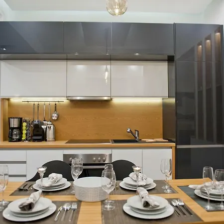 Apartment Anemone City Center *